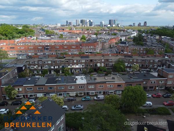 Luchtfoto van daken in woonwijk Breukelen Luchtfoto van daken in woonwijk Breukelen